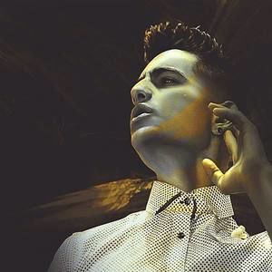 Meet your Posher, Carlos